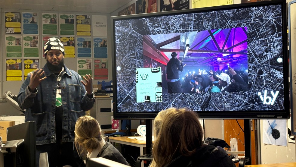 Fashion workshop with Ibby Abdi of IbyWorld in Cardiff