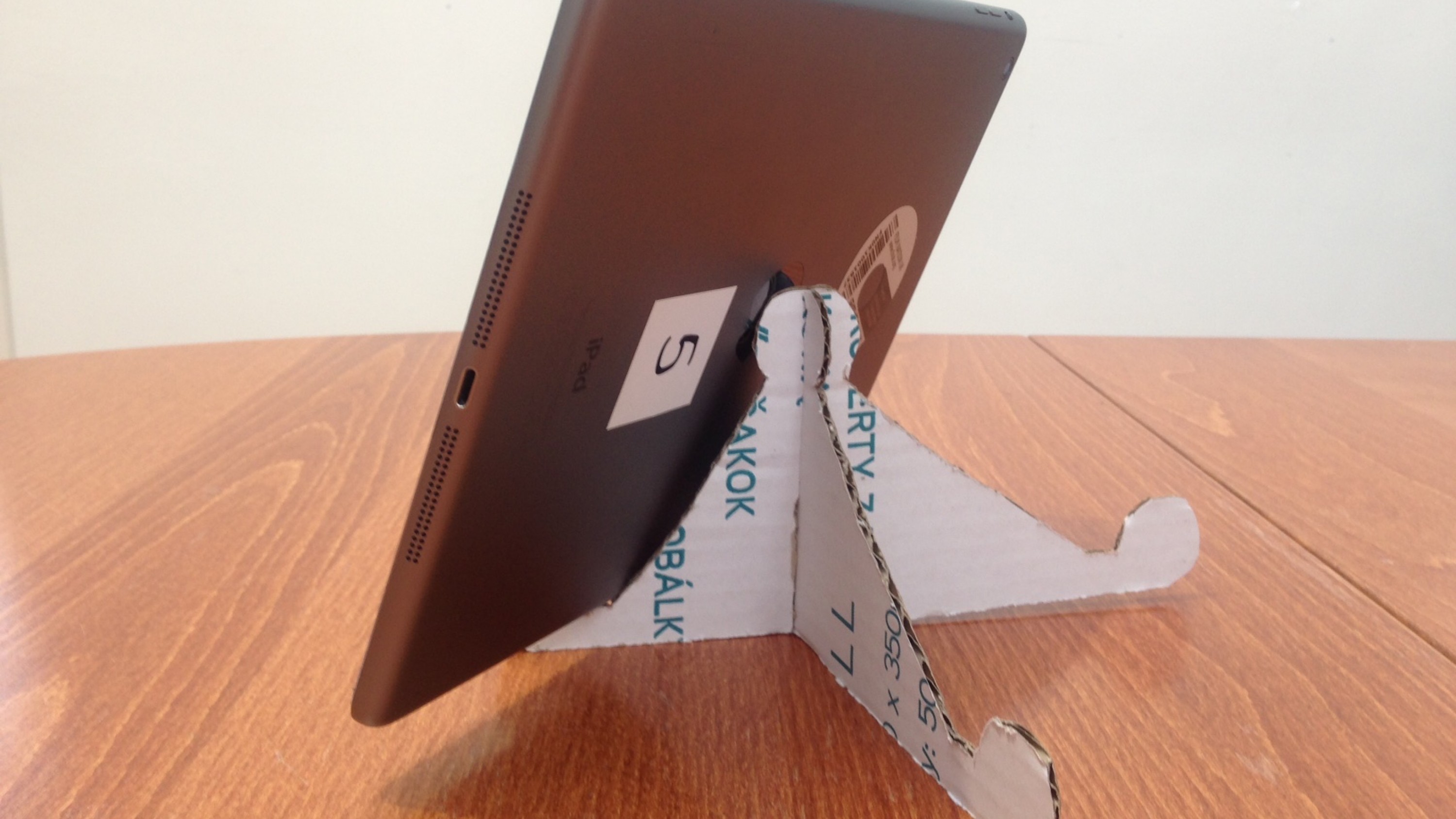 Template for Cardboard iPad Tripod