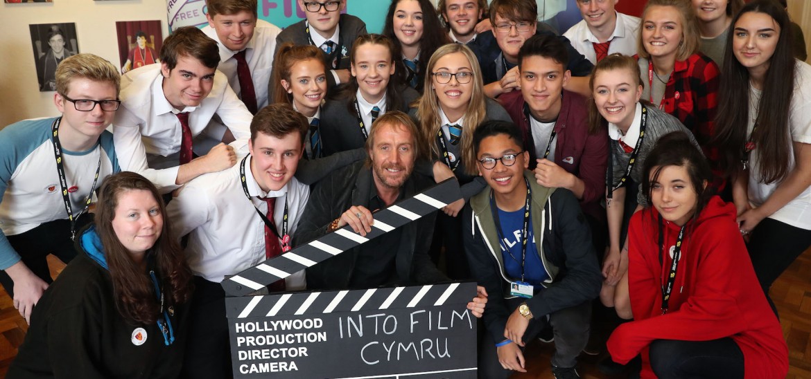 Rhys Ifans group shot