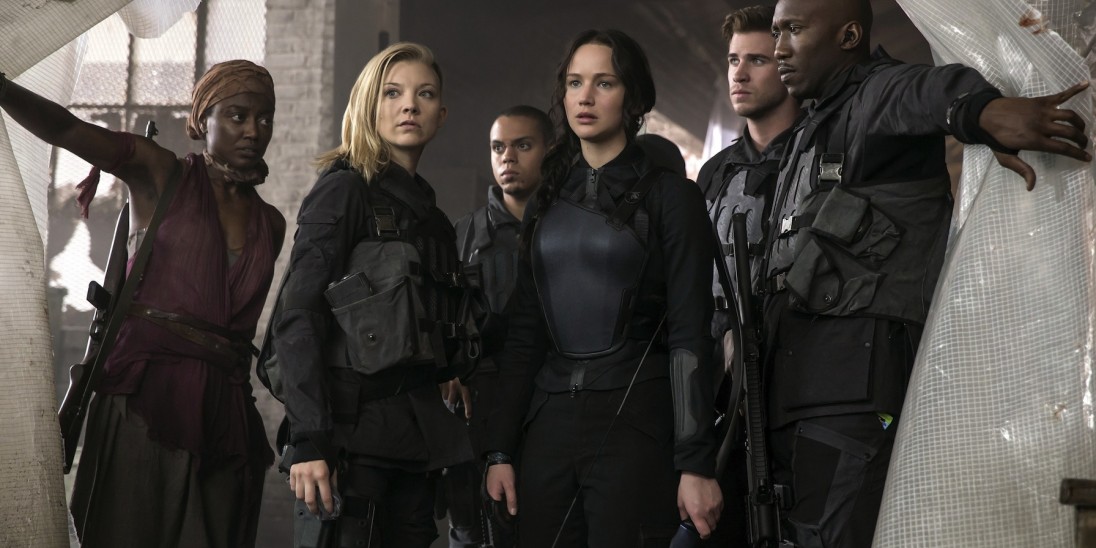 Resultado de imagem para the hunger games mockingjay - part 1