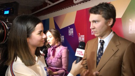 Paul Dano interviewed by Alexa about Wildlife