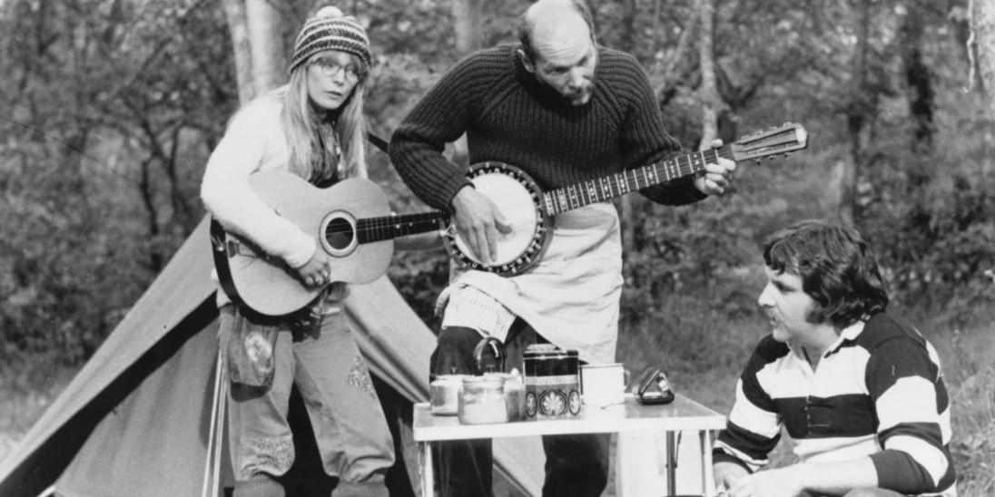 Review Flow Into Film