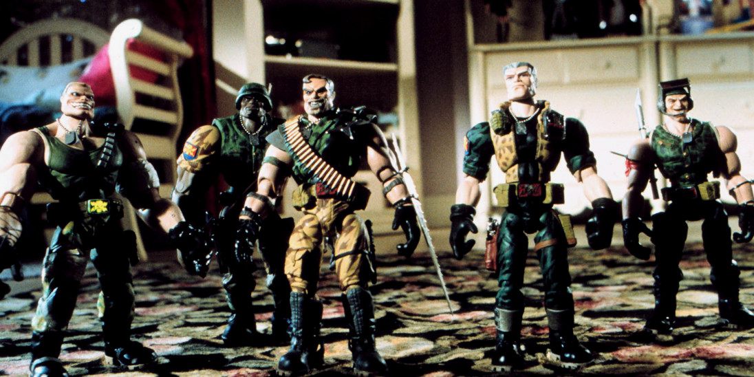 Small soldiers toy hotsell story