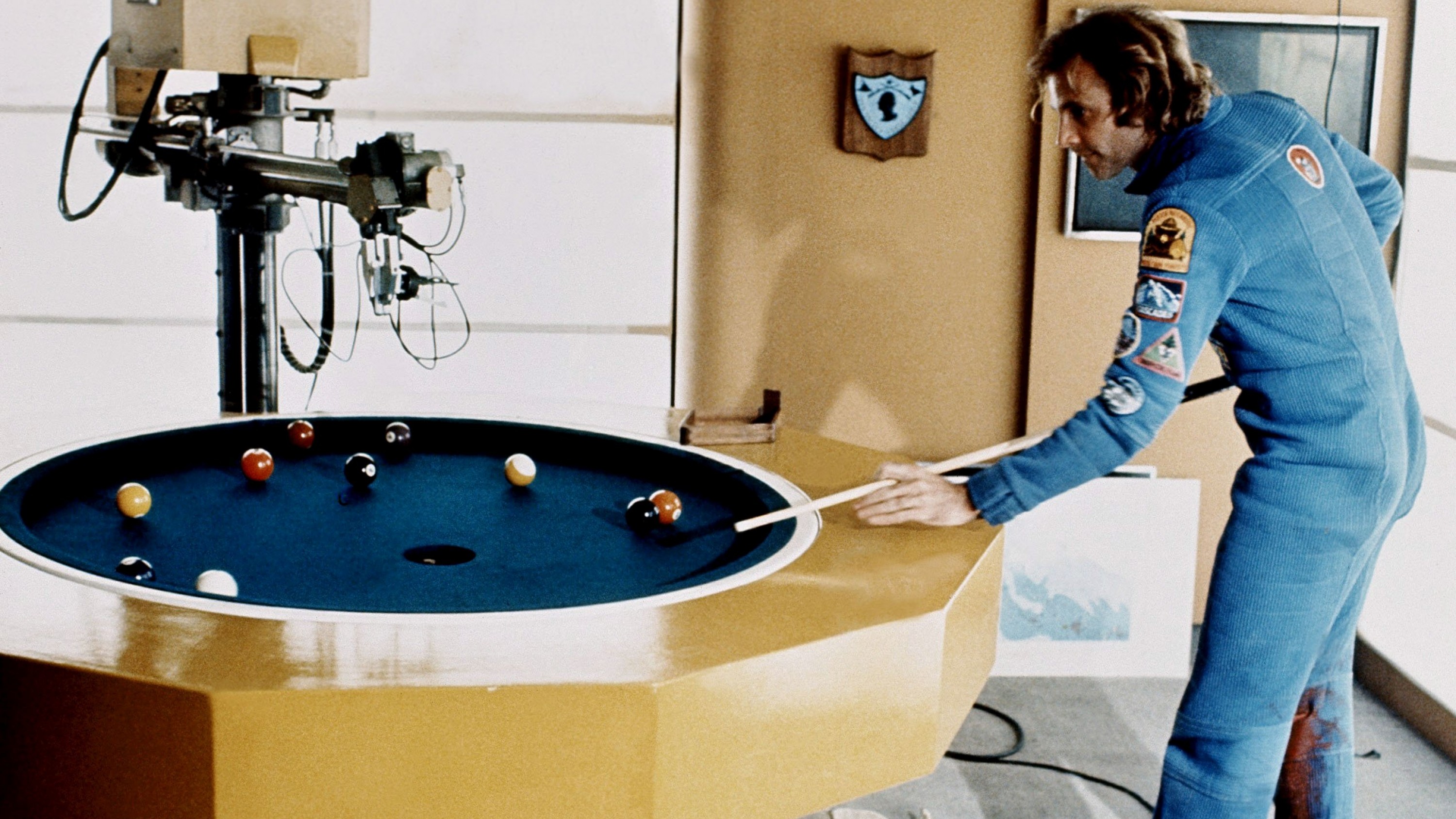 A film guide that looks at Silent Running (1972), exploring its key topics 