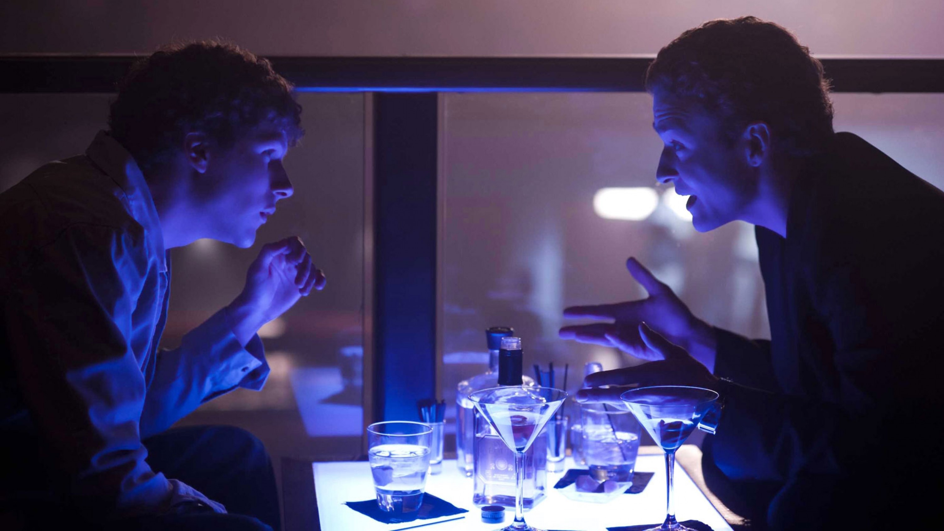 A film guide that looks at The Social Network (2010), exploring its key top
