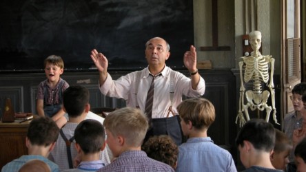 A film guide that uses the French film 'The Chorus' (2004) to explore chora