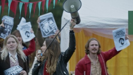 A film guide that looks at 'Y Swn' (2023), exploring the different ways lan