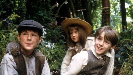 A film guide on The Secret Garden (1993). thumbnail