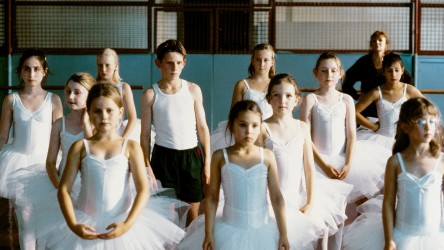 A film guide that looks at Billy Elliot (2000), exploring its key topics an