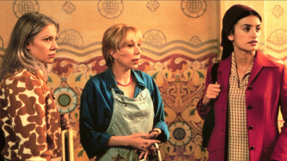 A film guide that looks at All About My Mother (1999), exploring its key to